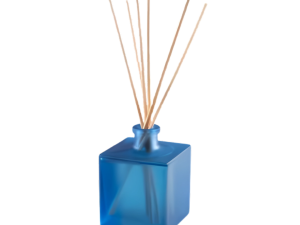 95067 Yeun – Stakleni difuzor sa ratan štapićima